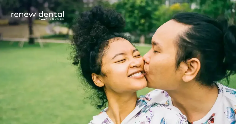 Kissing Trouble? How to Handle Bad Breath Without Killing the Romance
